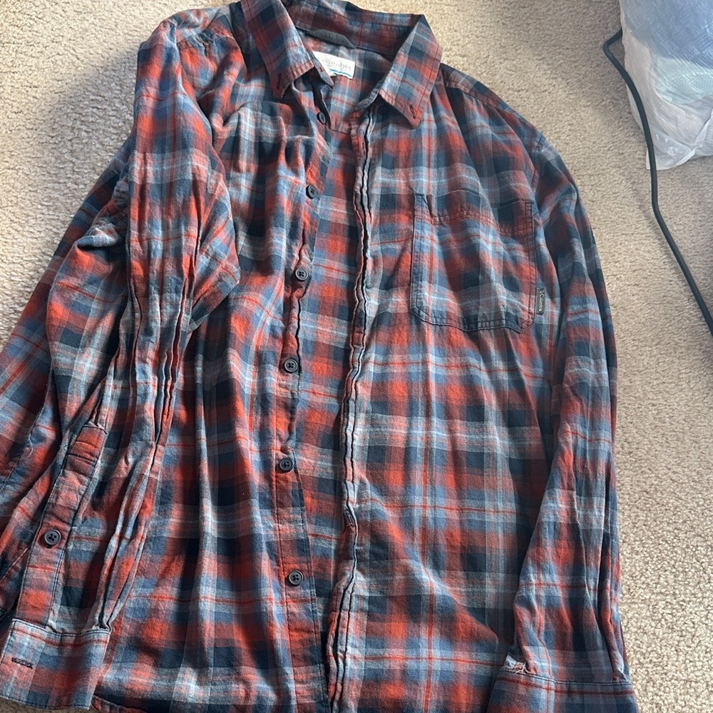 Men's shirt